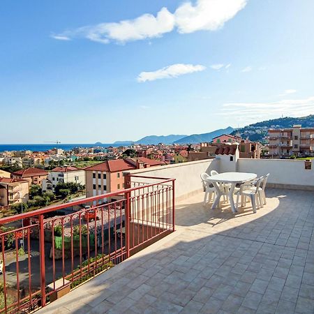Bella Vista - By Ligooria Apartamento Pietra Ligure Exterior foto