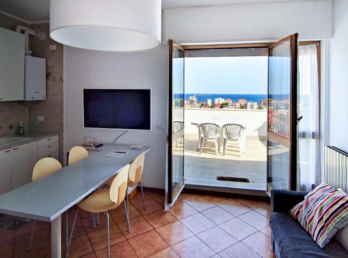 Bella Vista - By Ligooria Apartamento Pietra Ligure Exterior foto