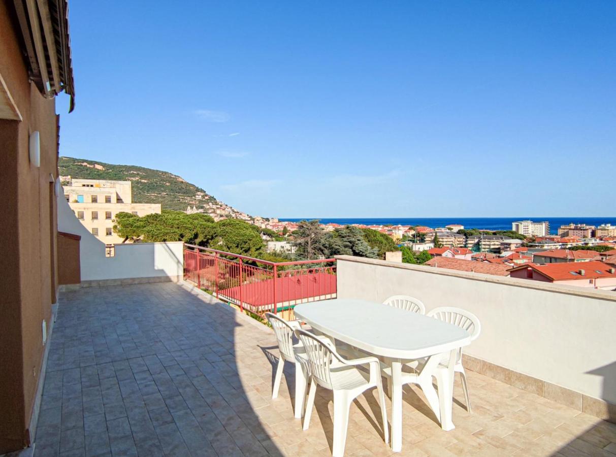 Bella Vista - By Ligooria Apartamento Pietra Ligure Exterior foto