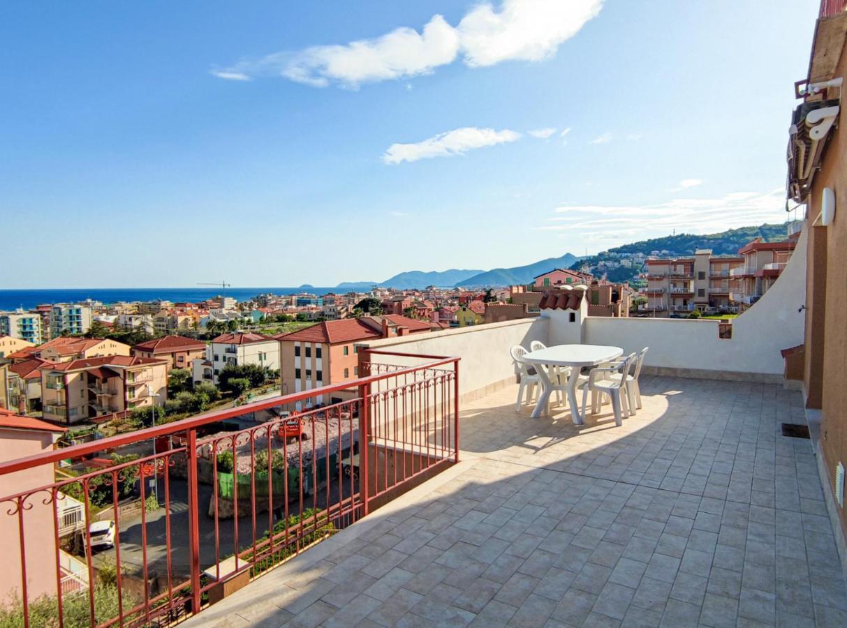 Bella Vista - By Ligooria Apartamento Pietra Ligure Exterior foto