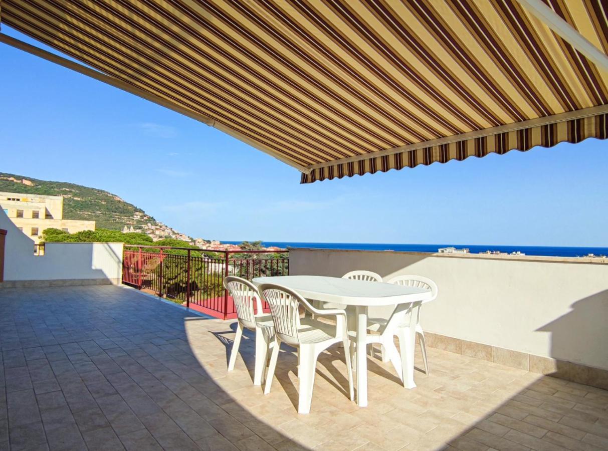Bella Vista - By Ligooria Apartamento Pietra Ligure Exterior foto